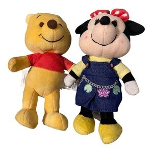 Disney World Nuimos‎ set of 2 Winnie the Pooh and Minnie Mouse Preloved & clean